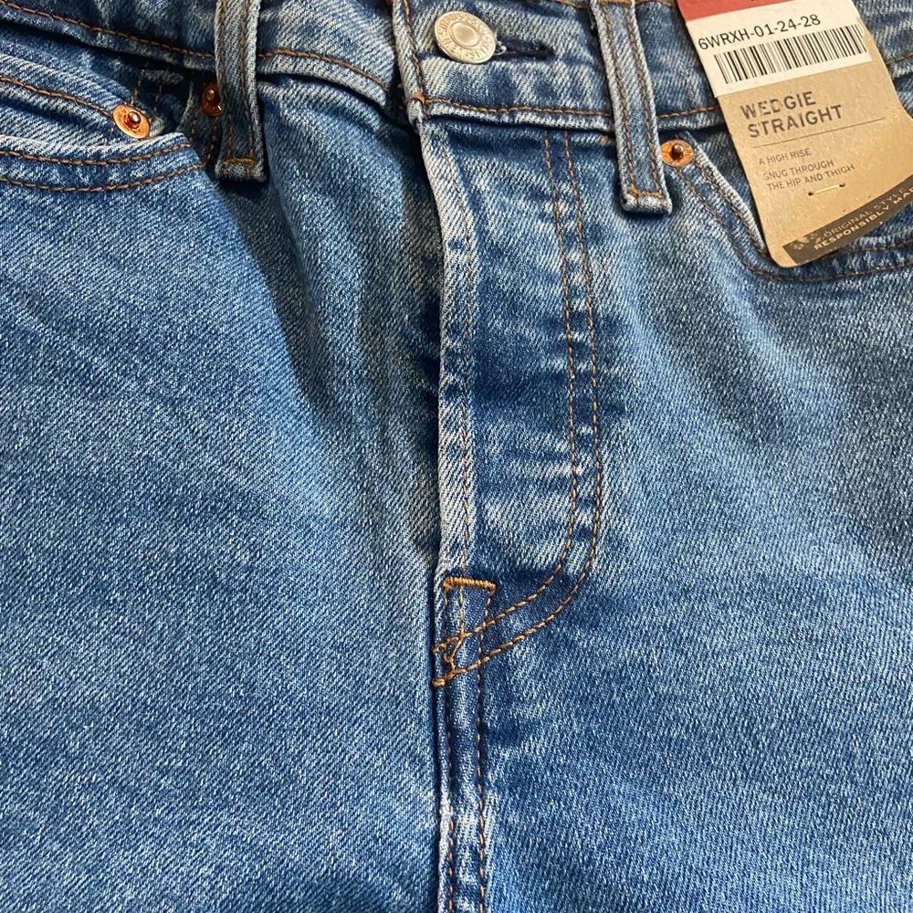 Levi's Blue Straight Leg wedgie Jeans NWT - Picture 5 of 7